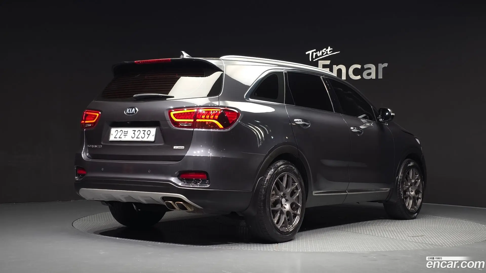 Main__Slider__Photo:Sorento Kia 2017.8-1