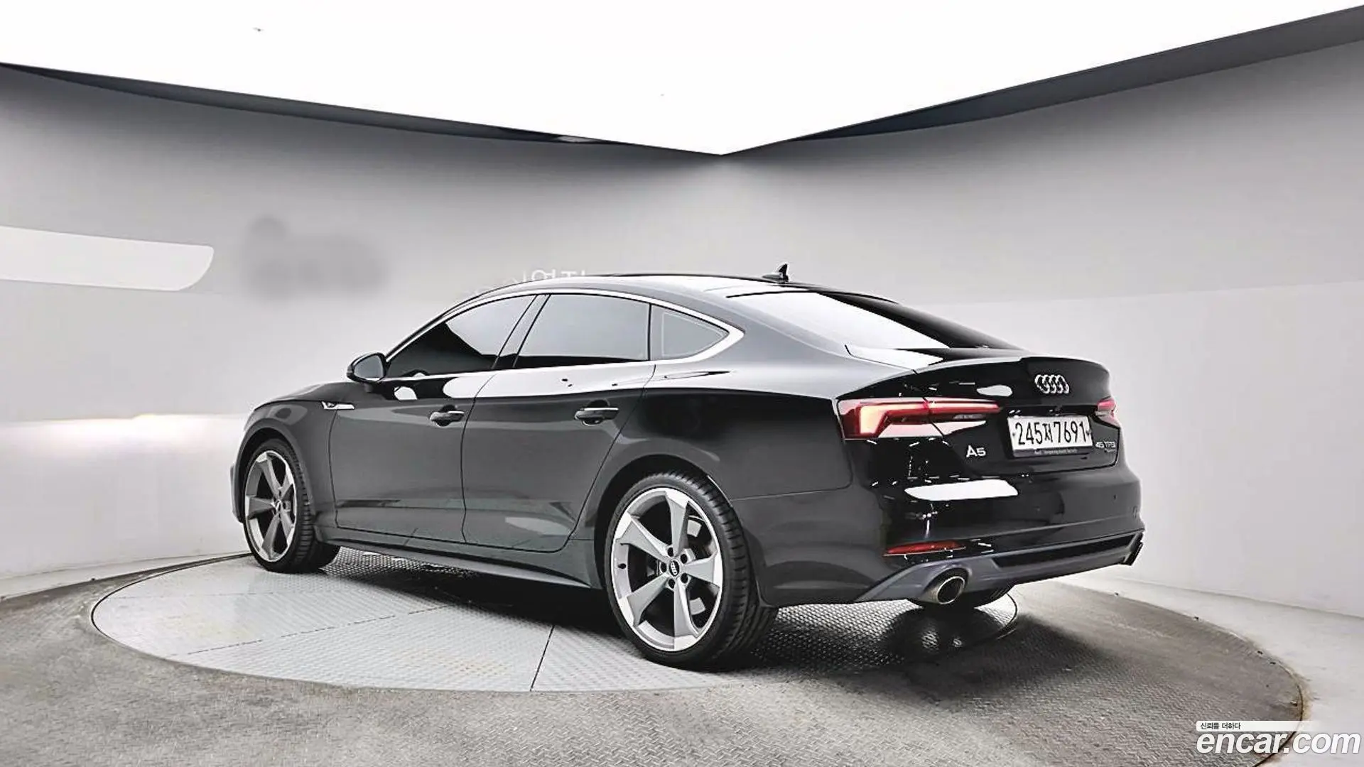 Main__Slider__Photo:A5 Audi 2019.11-1