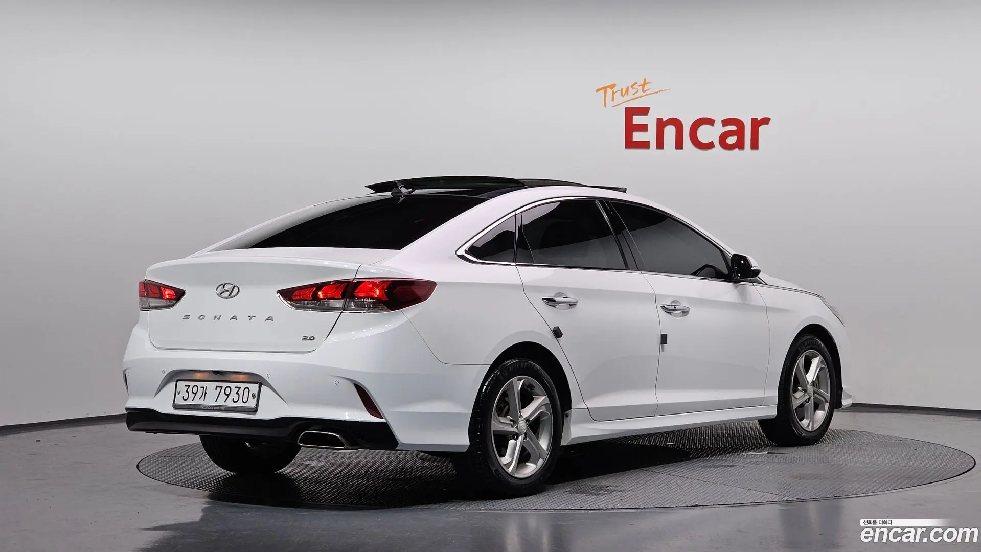 Main__Slider__Photo:Sonata Hyundai 2018.9-1
