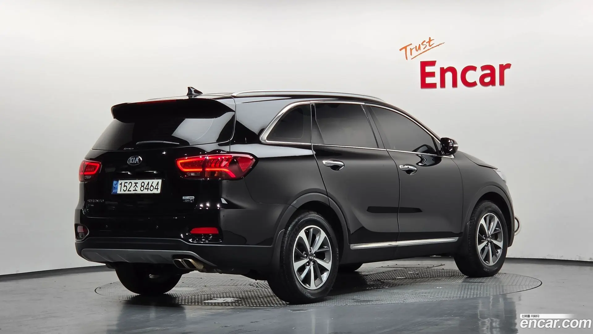 Main__Slider__Photo:Sorento Kia 2017.10-1