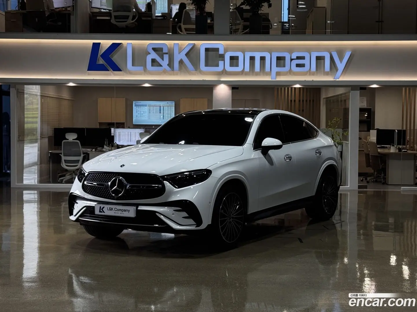 Main__Slider__Photo:GLC-Class Mercedes-Benz 2026.7-1