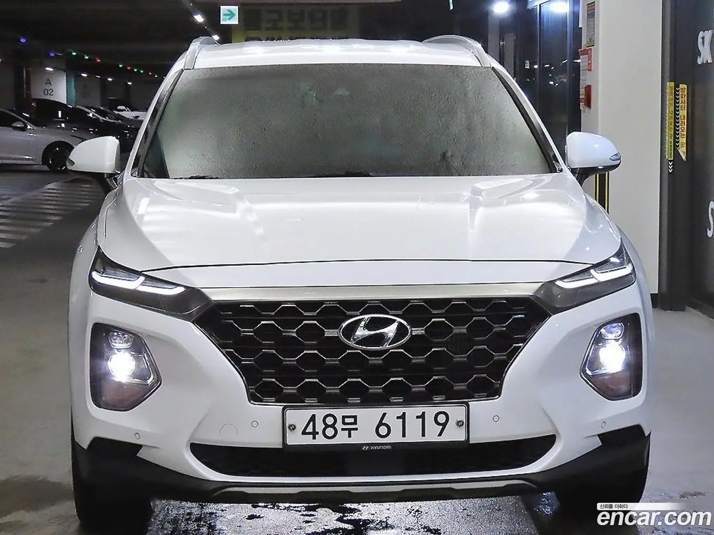 Main__Slider__Photo:Santafe Hyundai 2019.2-1