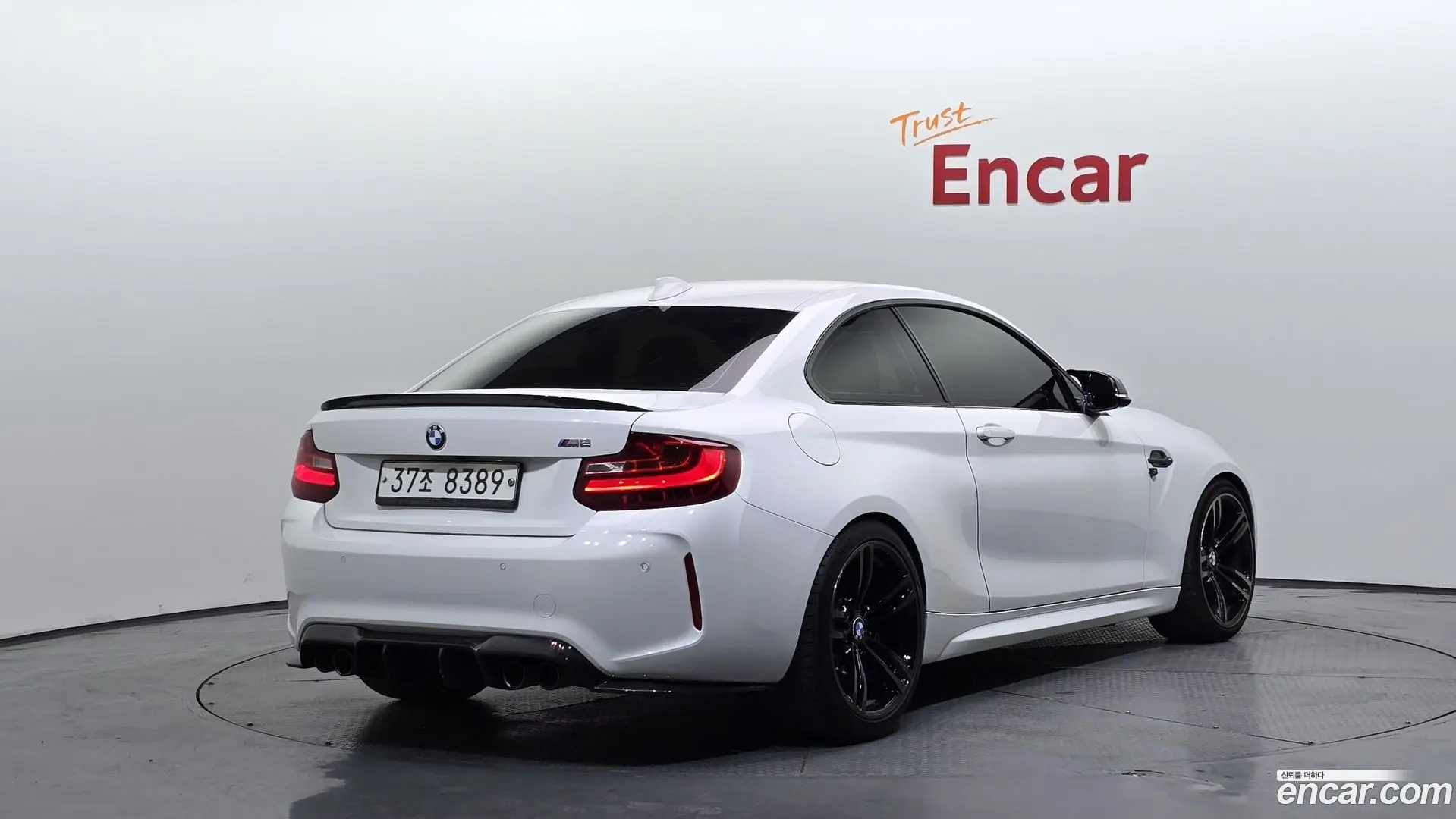 Main__Slider__Photo:M2 BMW 2017.10-1