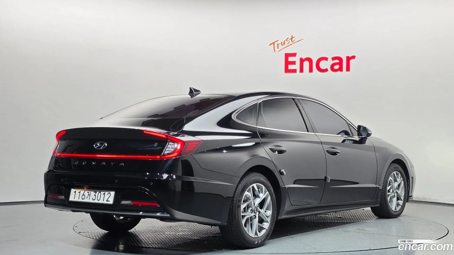 Main__Slider__Photo:Sonata Hyundai 2023.0-1