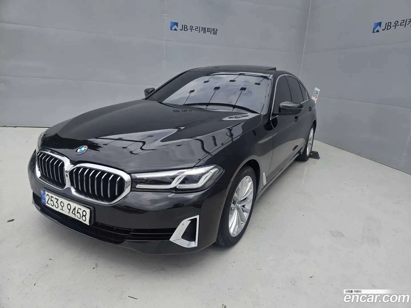 Main__Slider__Photo:5-Series BMW 2021.3-1
