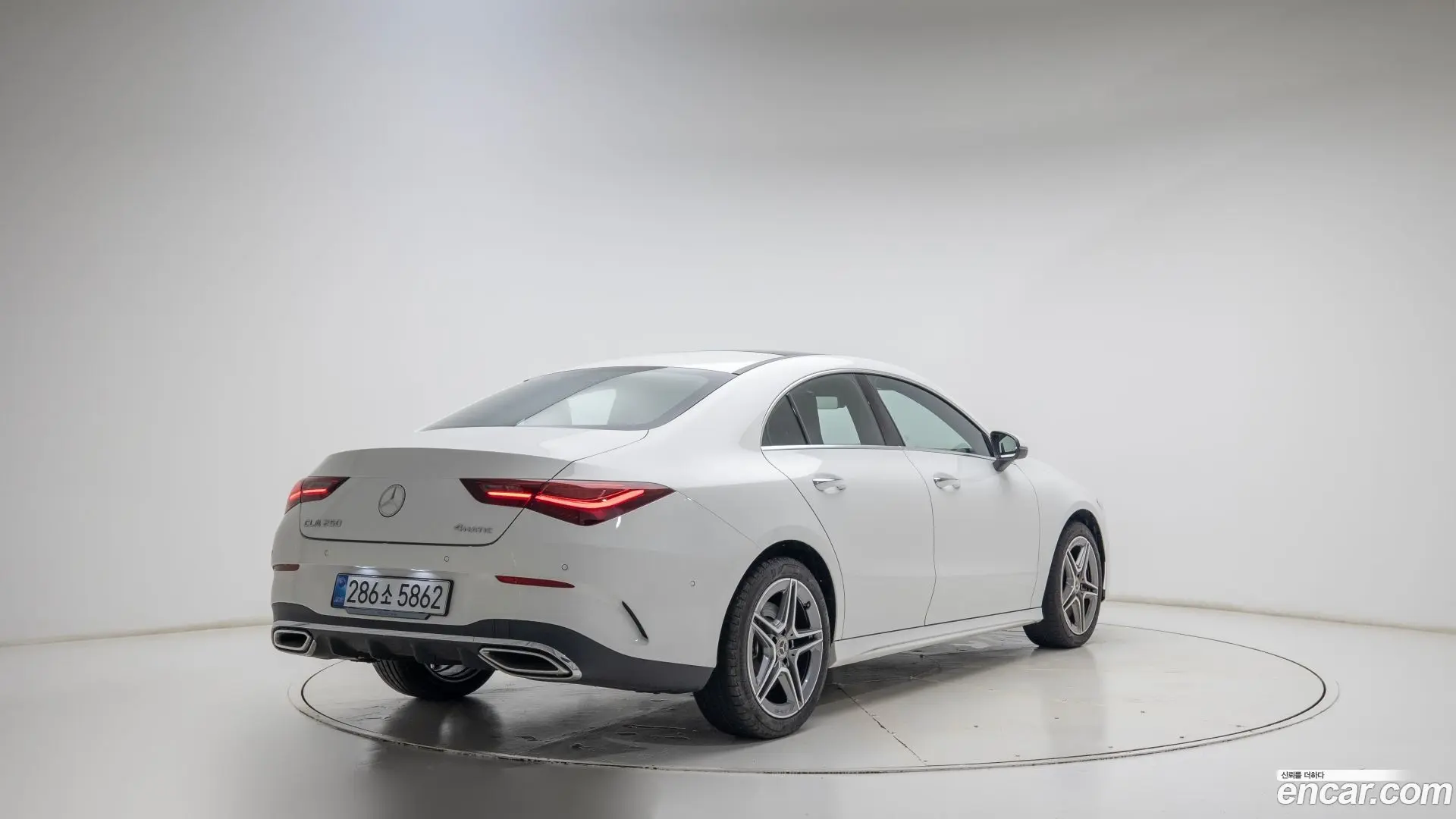 Main__Slider__Photo:CLA-Class Mercedes-Benz 2026.1-1