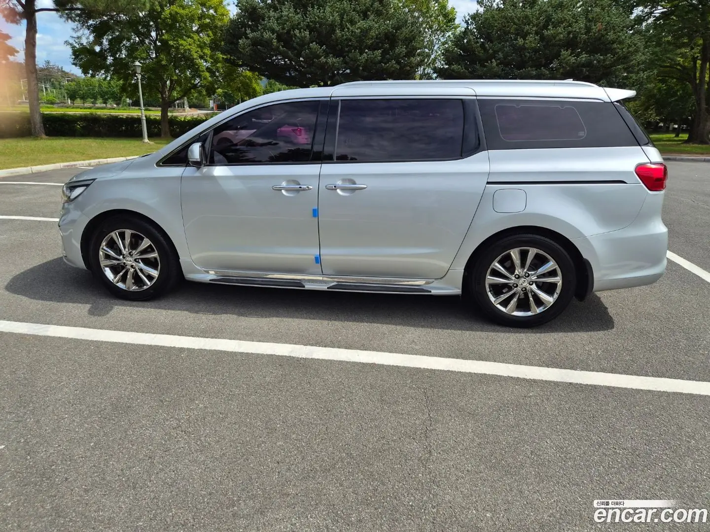 Main__Slider__Photo:Canival Kia 2018.4-1