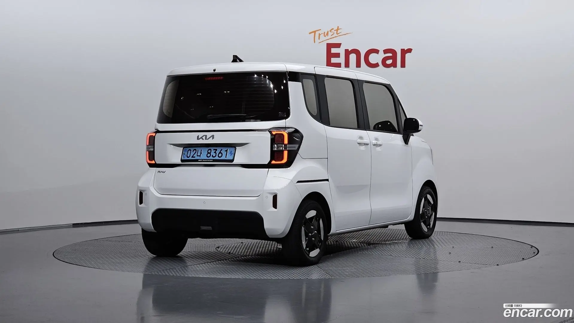 Main__Slider__Photo:RAY Kia 2024.4-1