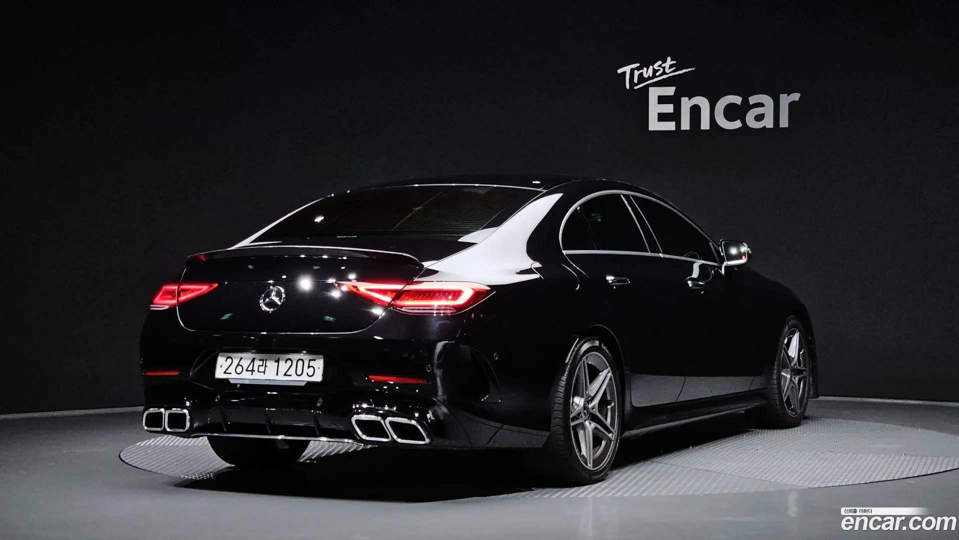 Main__Slider__Photo:CLS-Class Mercedes-Benz 2019.11-1