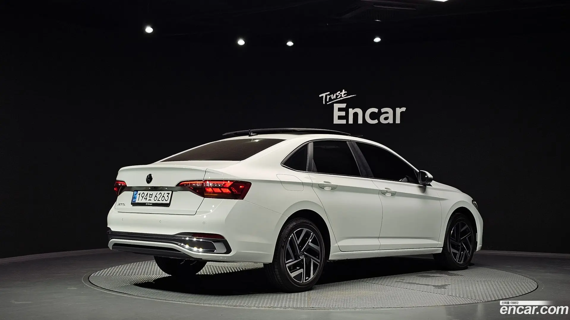 Main__Slider__Photo:Jetta Volkswagen 2024.9-1
