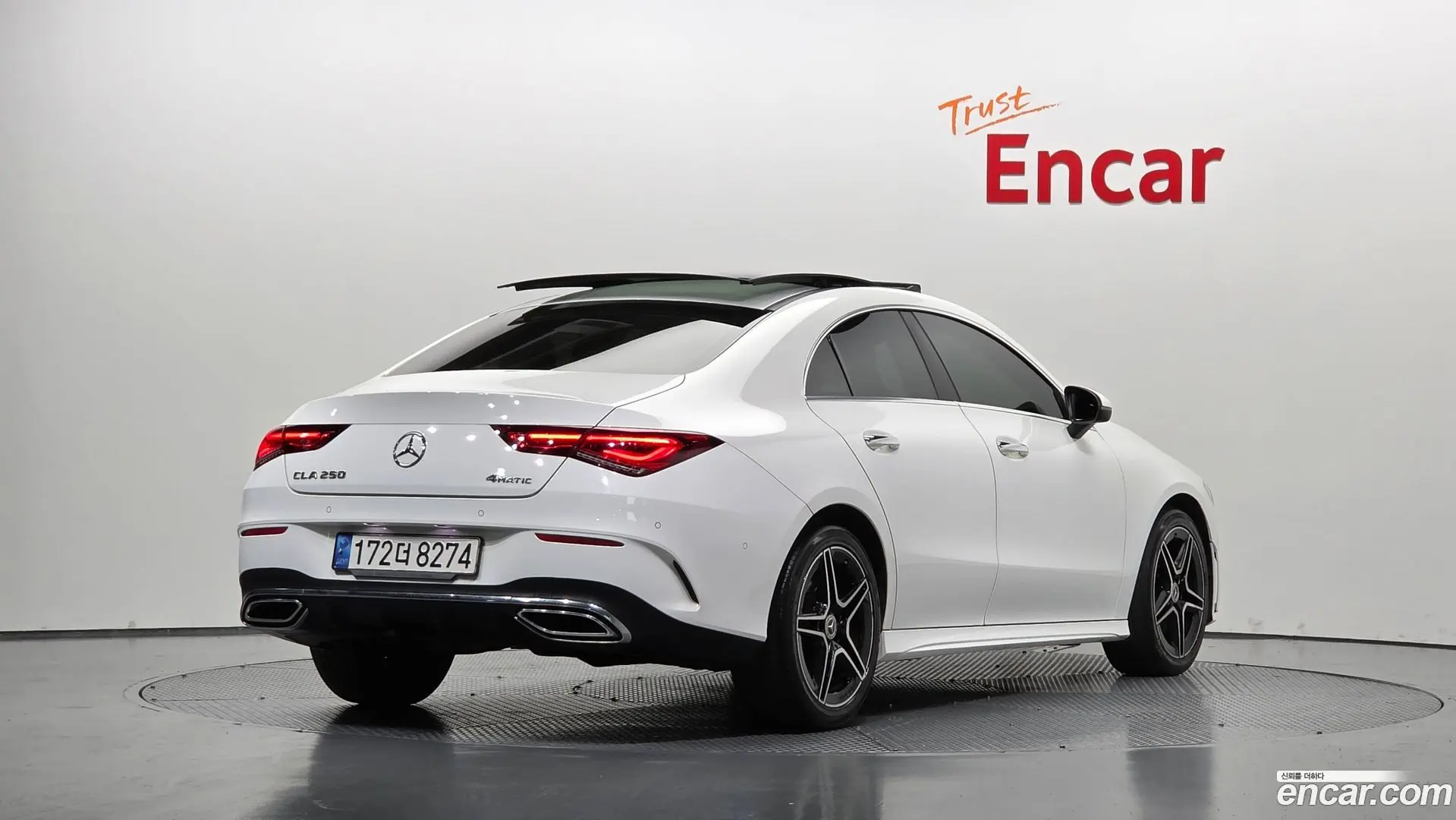 Main__Slider__Photo:CLA-Class Mercedes-Benz 2021.8-1