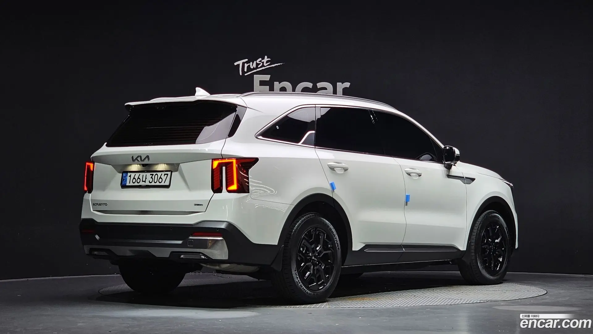 Main__Slider__Photo:Sorento Kia 2024.8-1