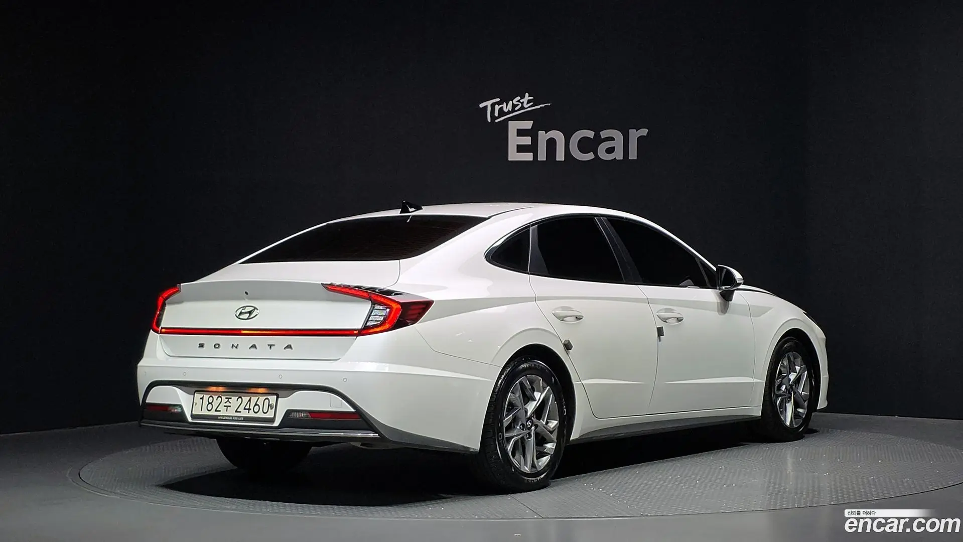 Main__Slider__Photo:Sonata Hyundai 2020.4-1