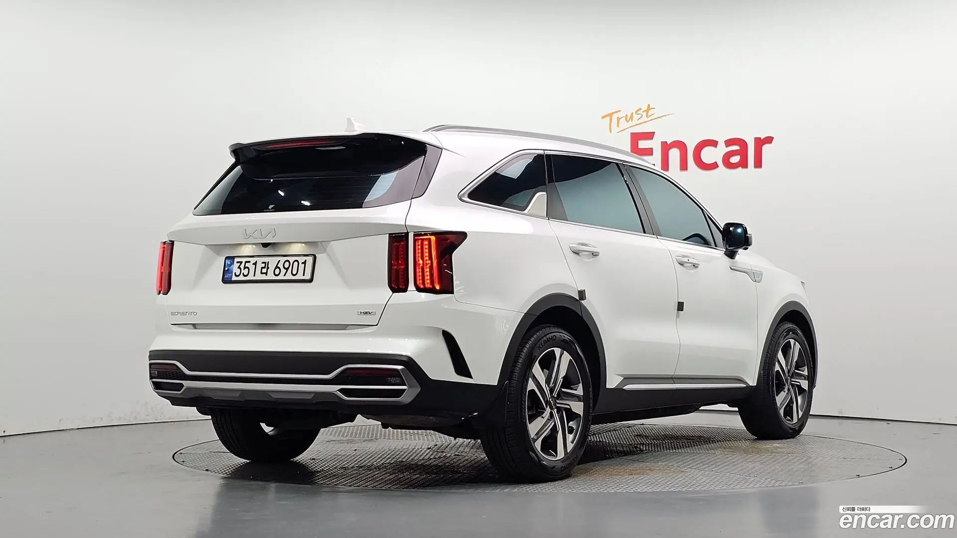 Main__Slider__Photo:Sorento Kia 2023.3-1