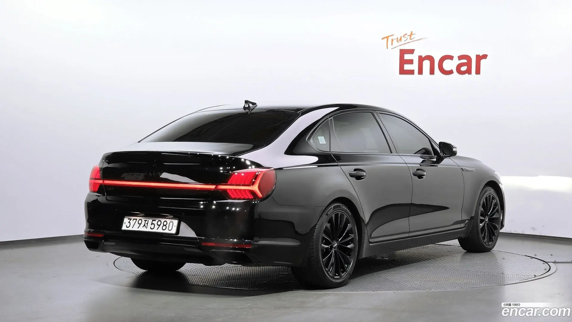 Main__Slider__Photo:K9 Kia 2022.9-1