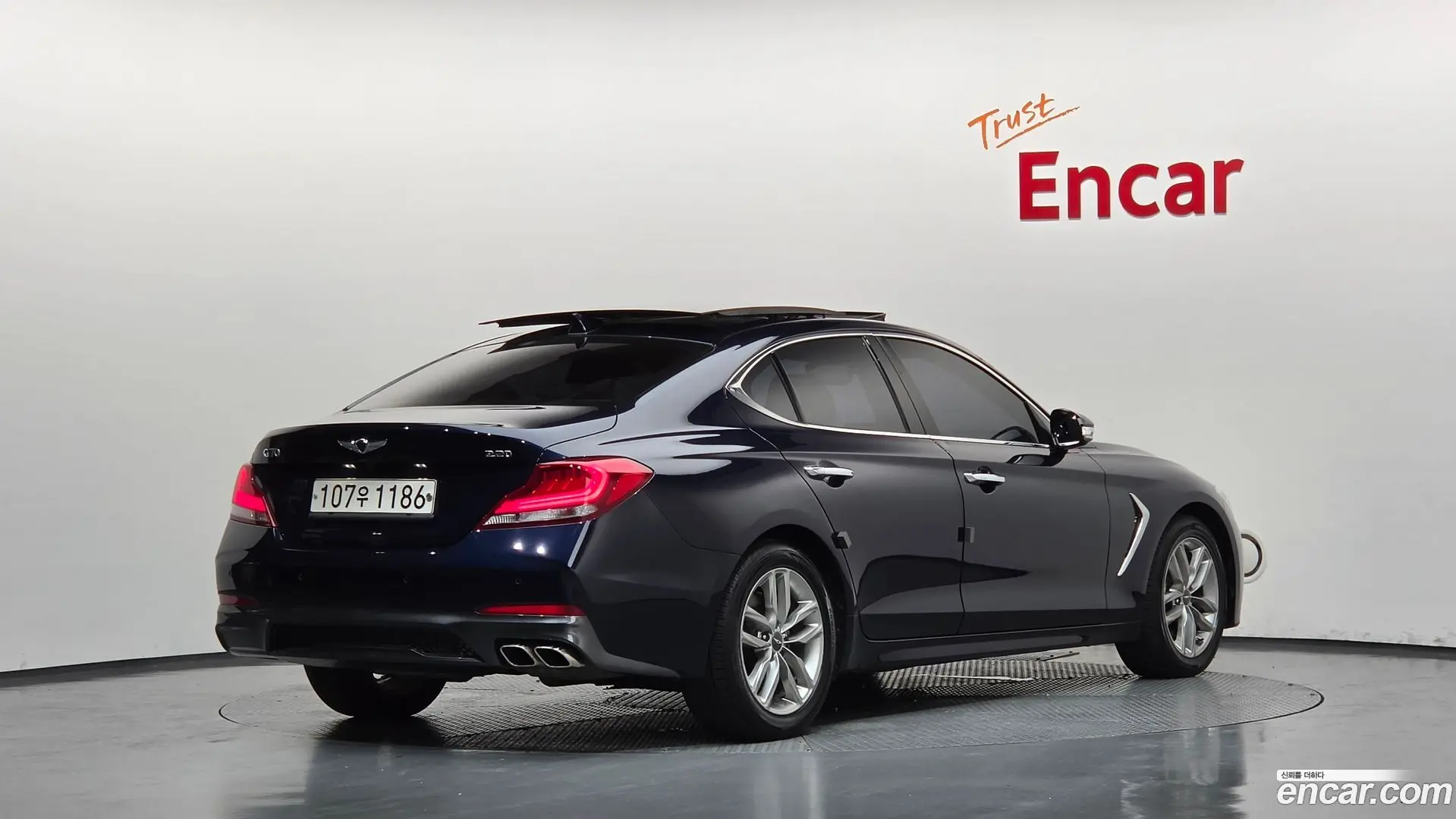 Main__Slider__Photo:G70 Genesis 2018.6-1