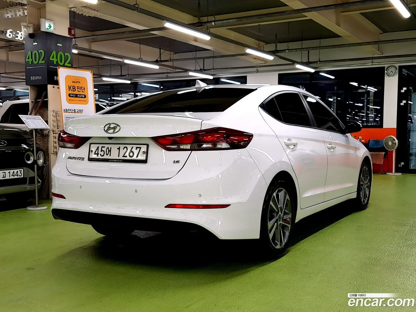 Main__Slider__Photo:AVANTE Hyundai 2018.6-1