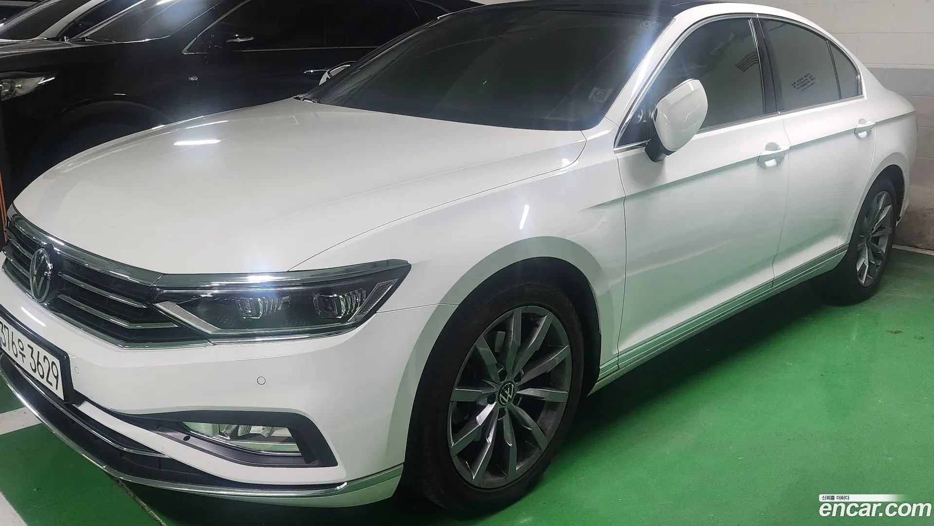 Main__Slider__Photo:Passat Volkswagen 2021.5-1