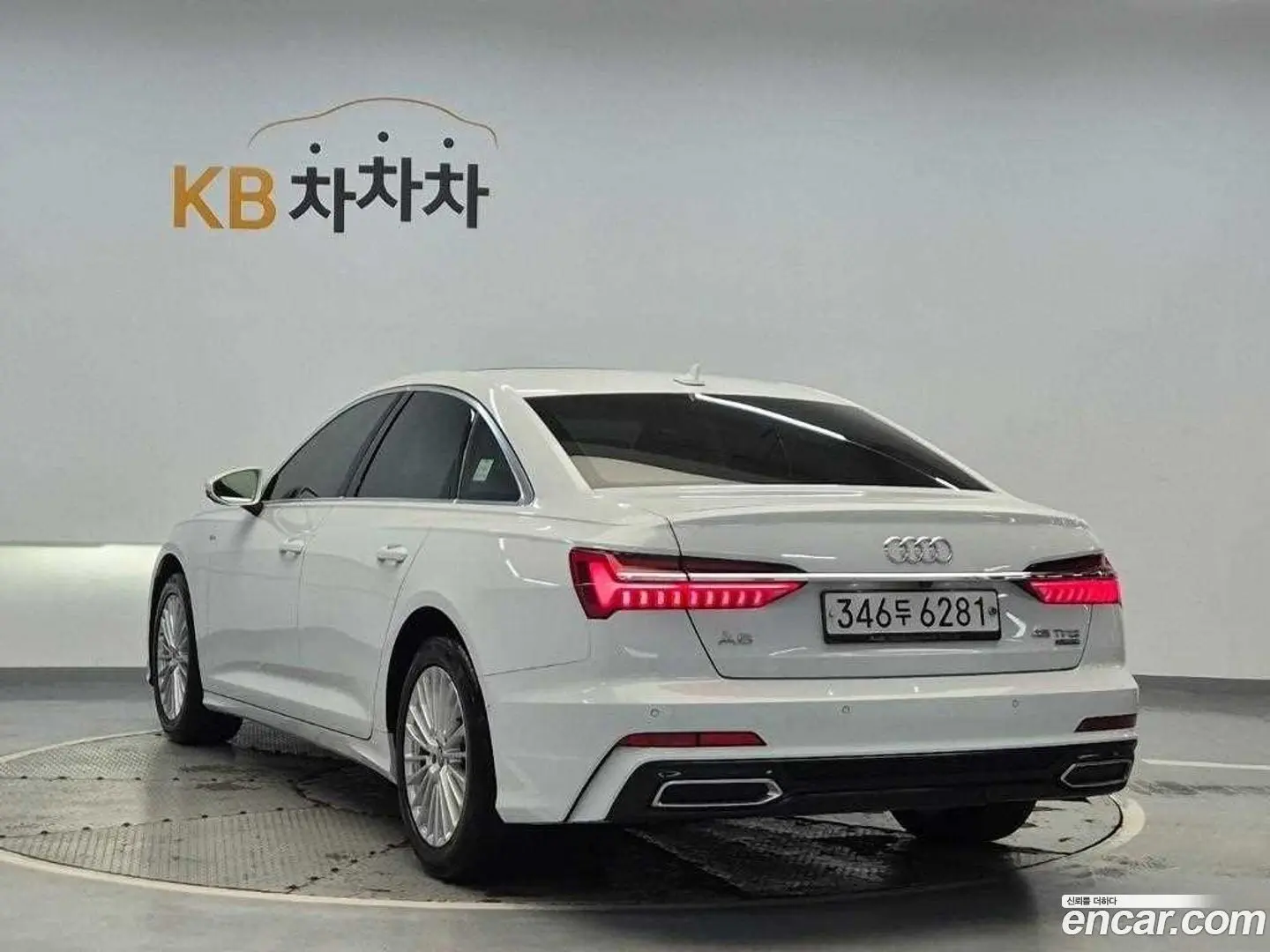 Main__Slider__Photo:A6 Audi 2019.9-1