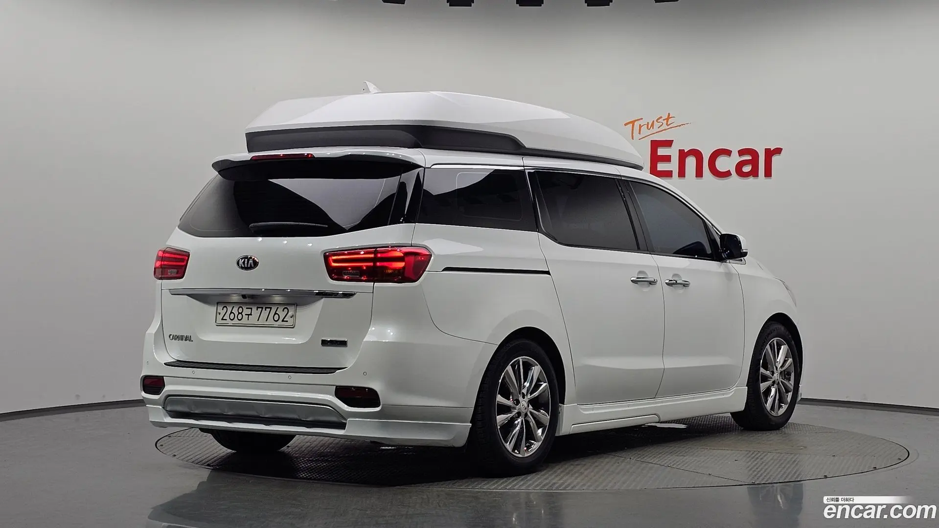 Main__Slider__Photo:Canival Kia 2019.6-1