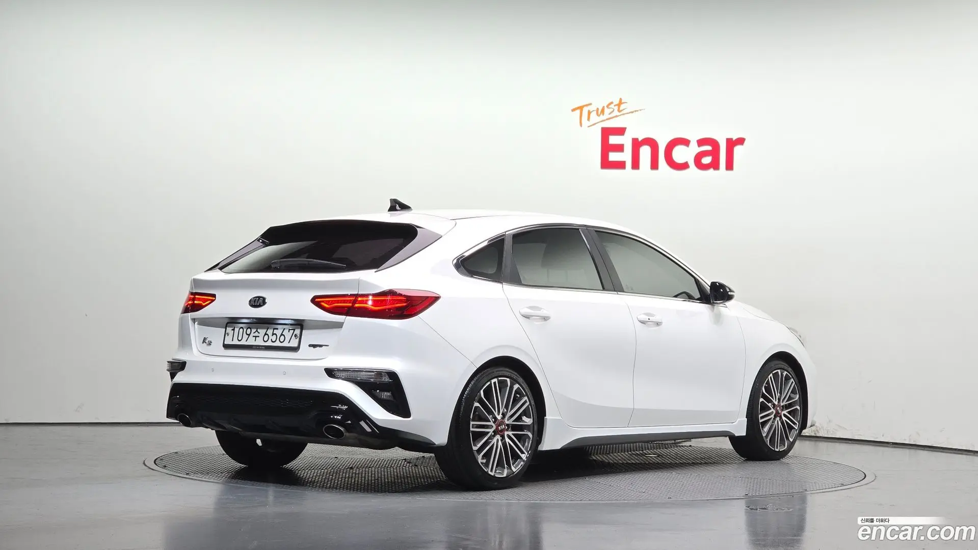 Main__Slider__Photo:K3 Kia 2019.9-1