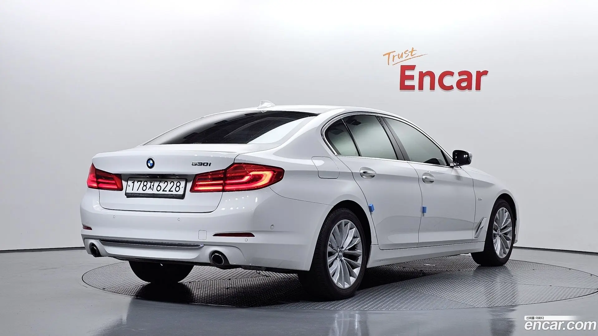 Main__Slider__Photo:5-Series BMW 2018.11-1