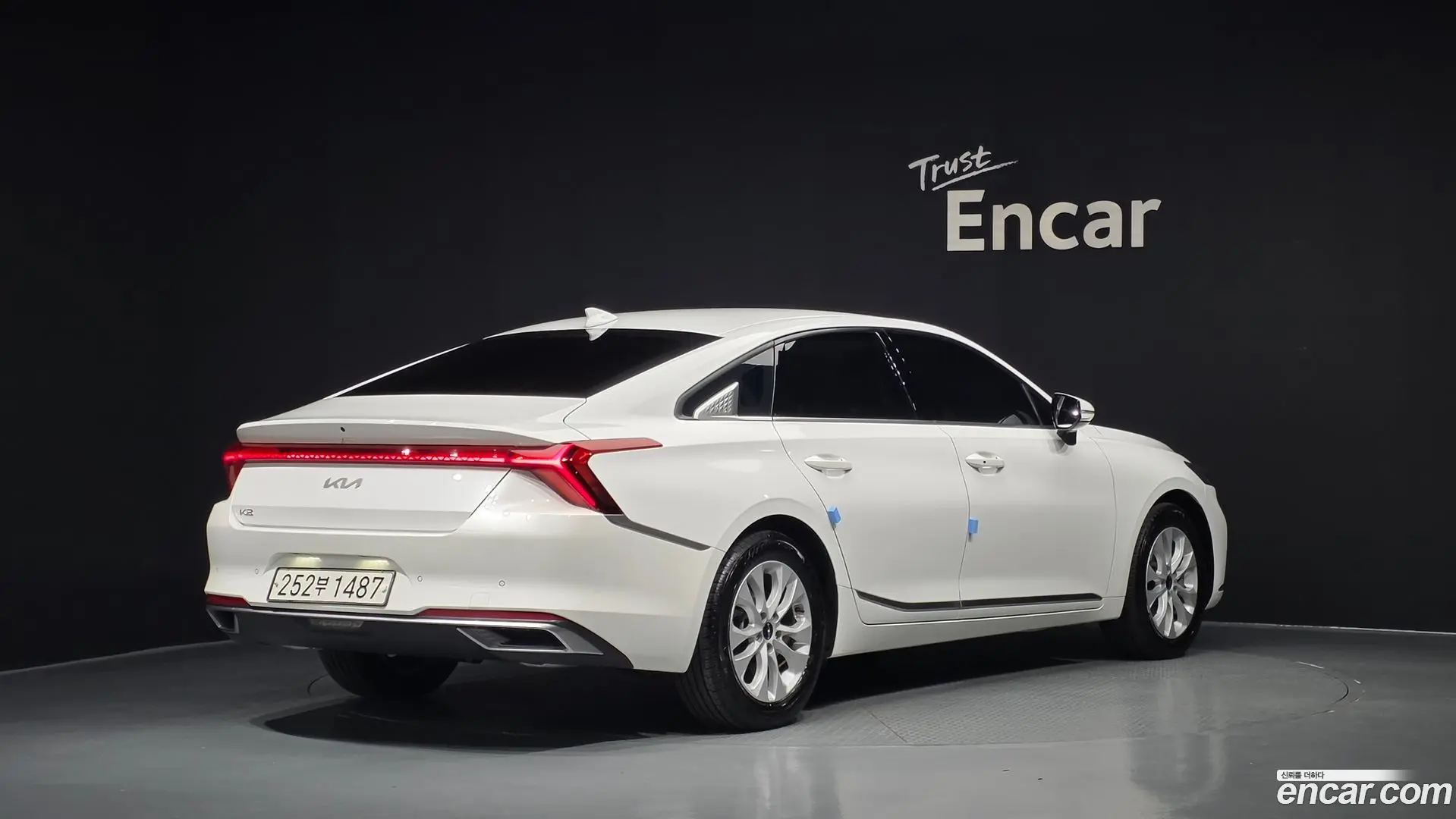 Main__Slider__Photo:K8 Kia 2022.8-1