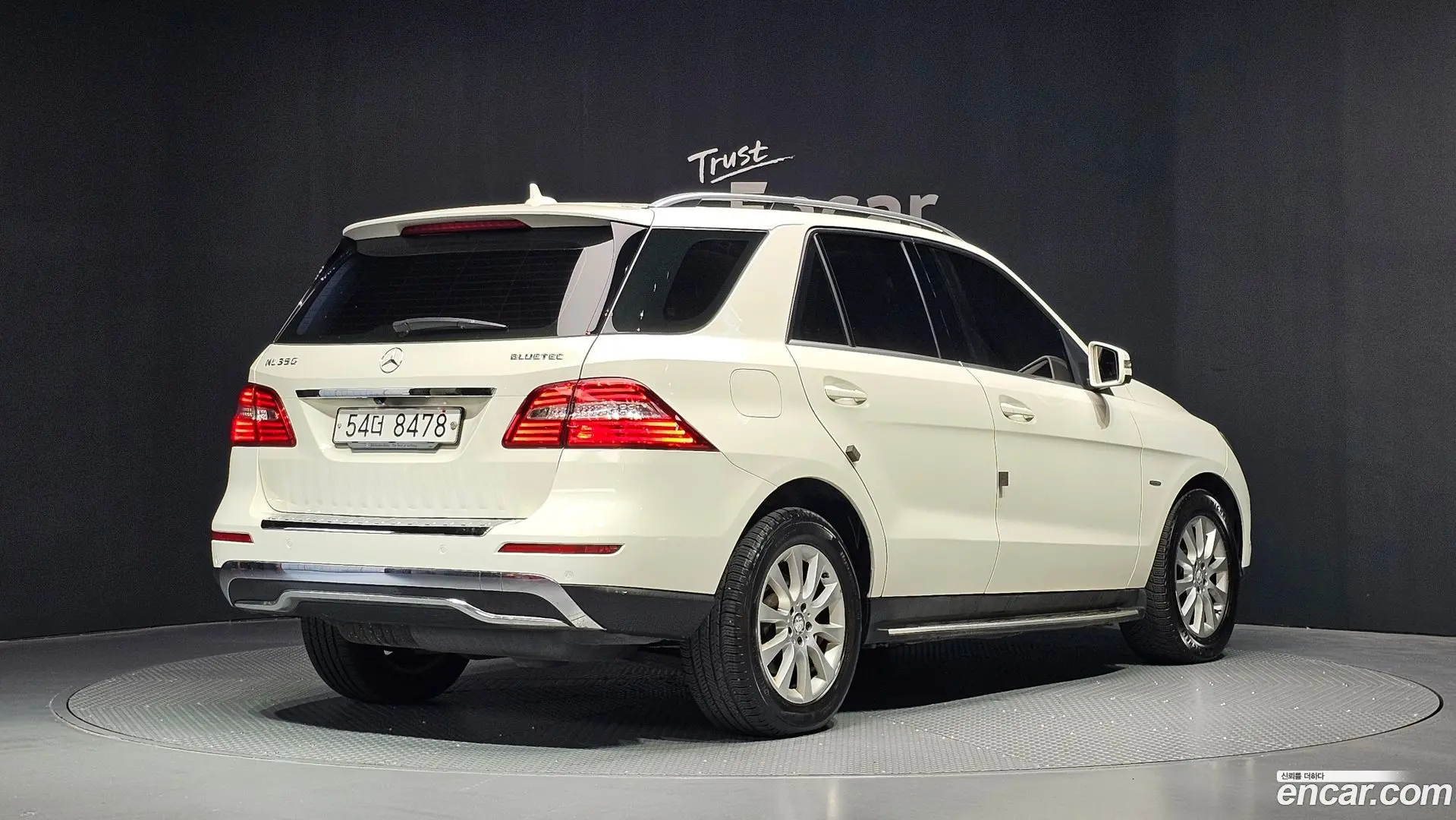 Main__Slider__Photo:M-class Mercedes-Benz 2012.5-1