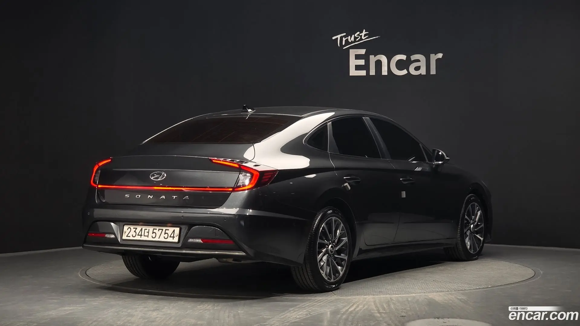 Main__Slider__Photo:Sonata Hyundai 2020.2-1