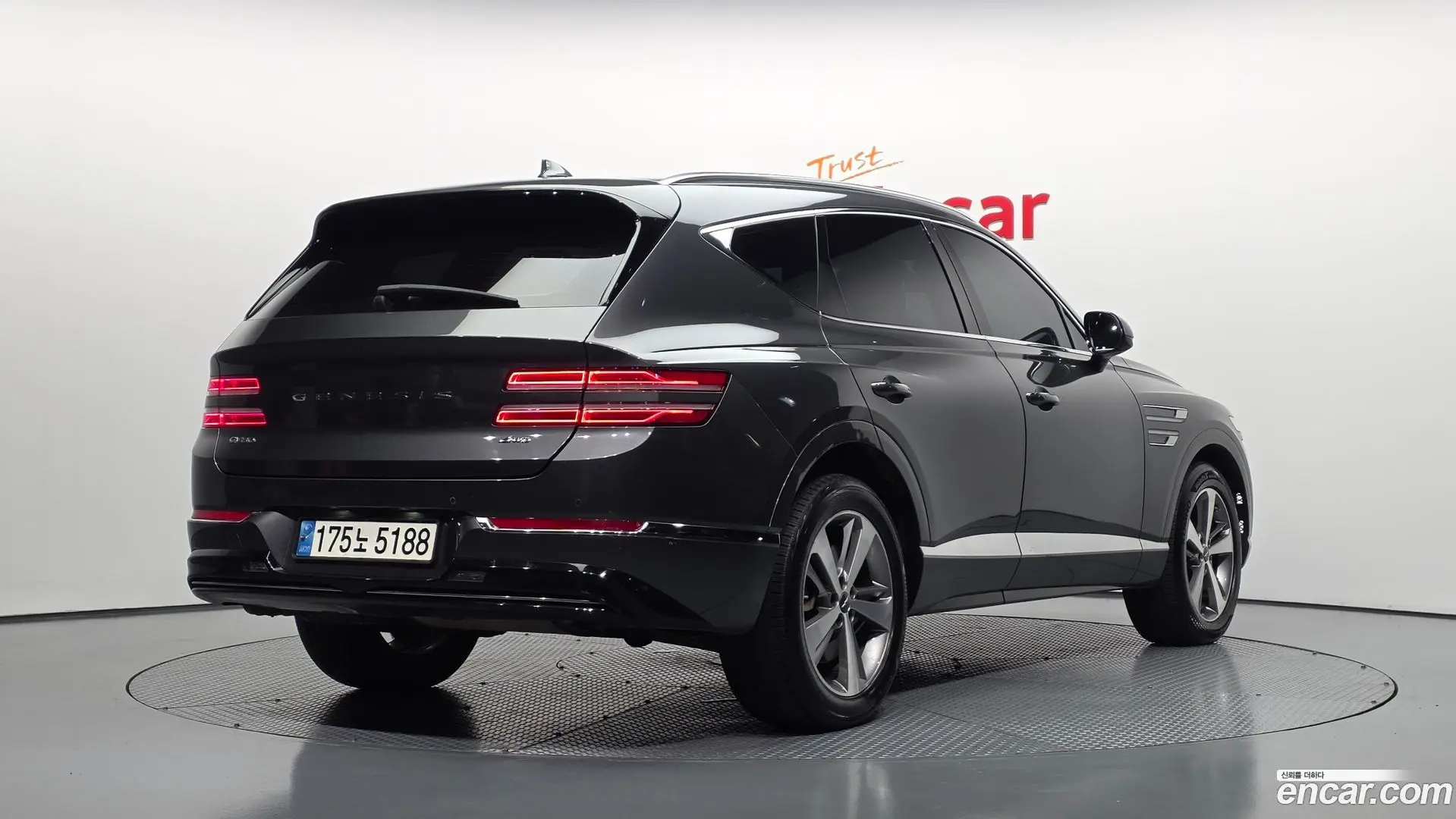 Main__Slider__Photo:GV80 Genesis 2020.11-1