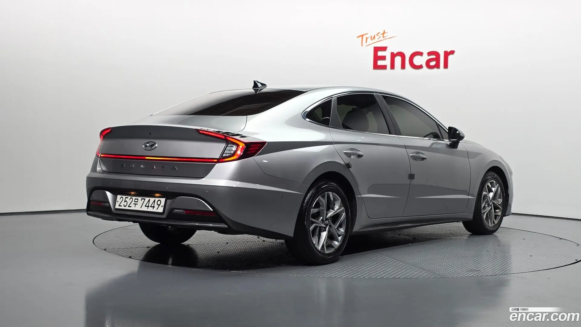 Main__Slider__Photo:Sonata Hyundai 2019.9-1