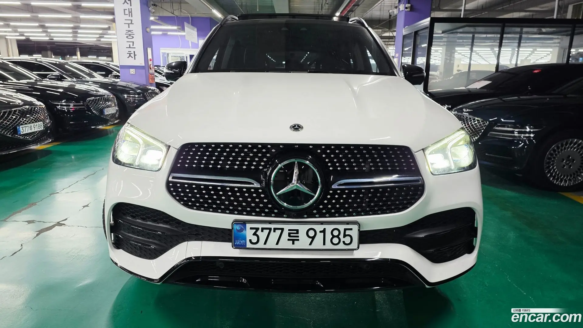 Main__Slider__Photo:GLE-Class Mercedes-Benz 2022.4-1