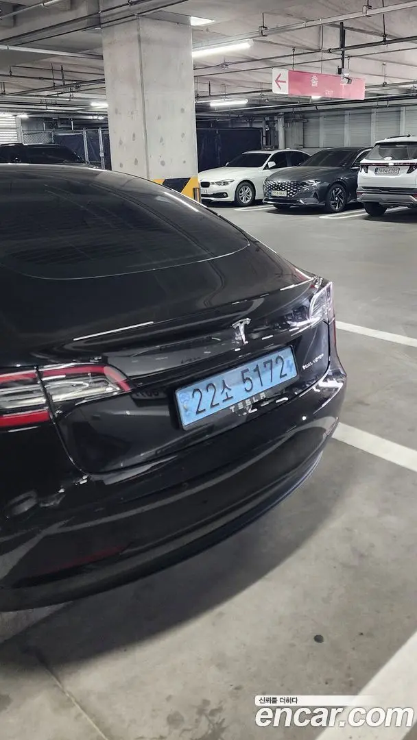 Main__Slider__Photo:Model 3 Tesla 2021.10-1