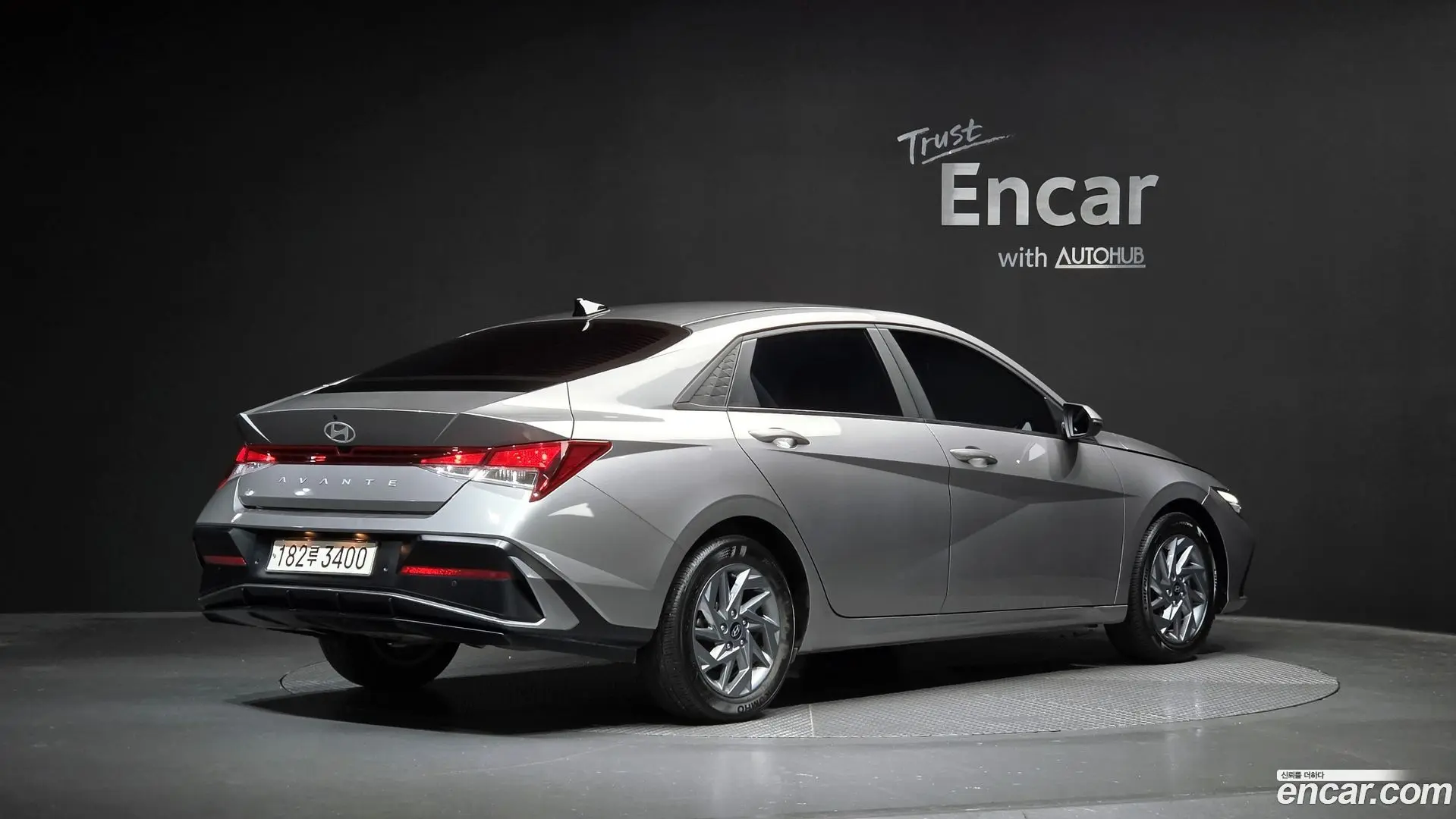 Main__Slider__Photo:AVANTE Hyundai 2023.6-1