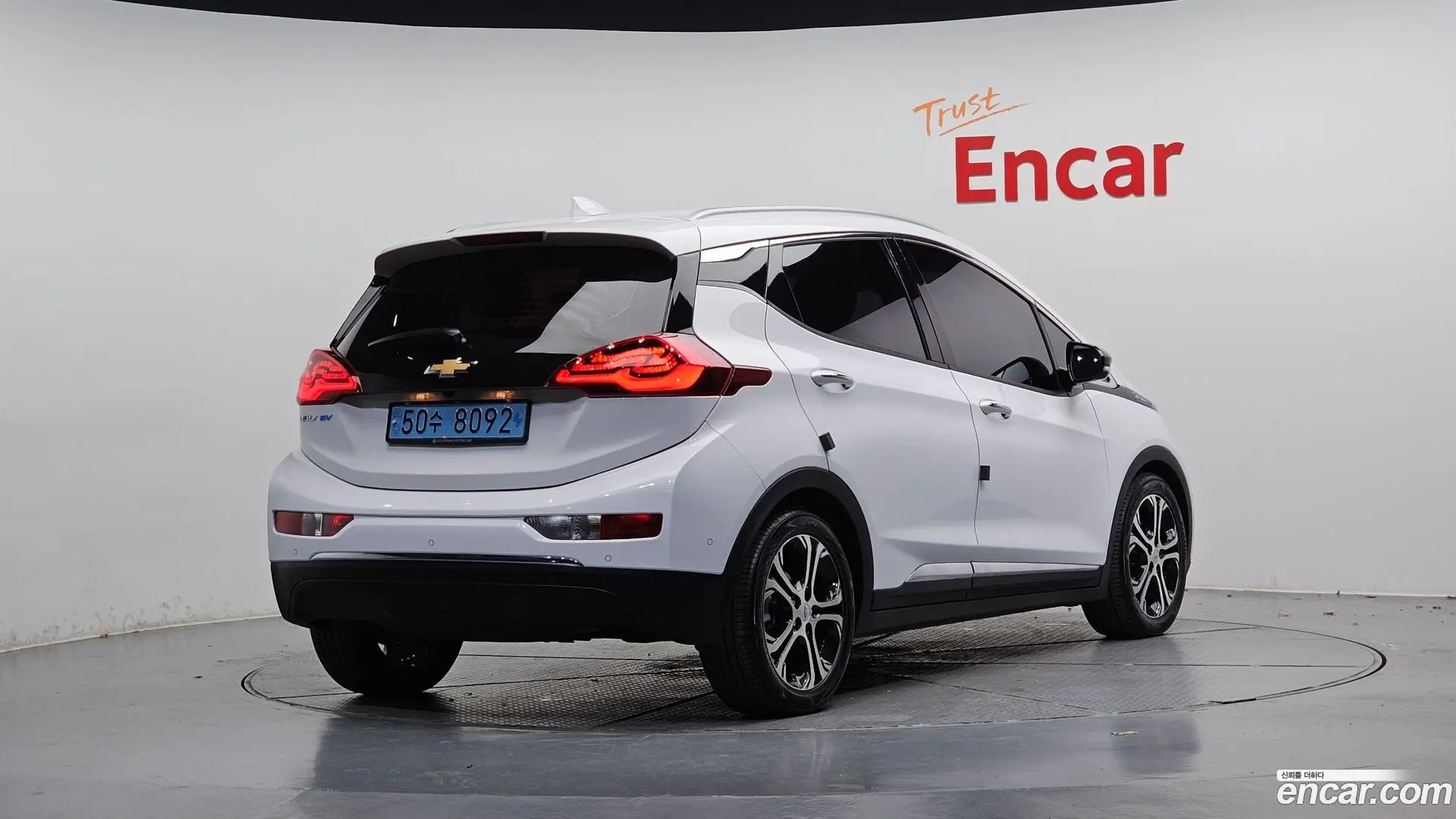 Main__Slider__Photo:Bolt EV Chevrolet 2019.10-1