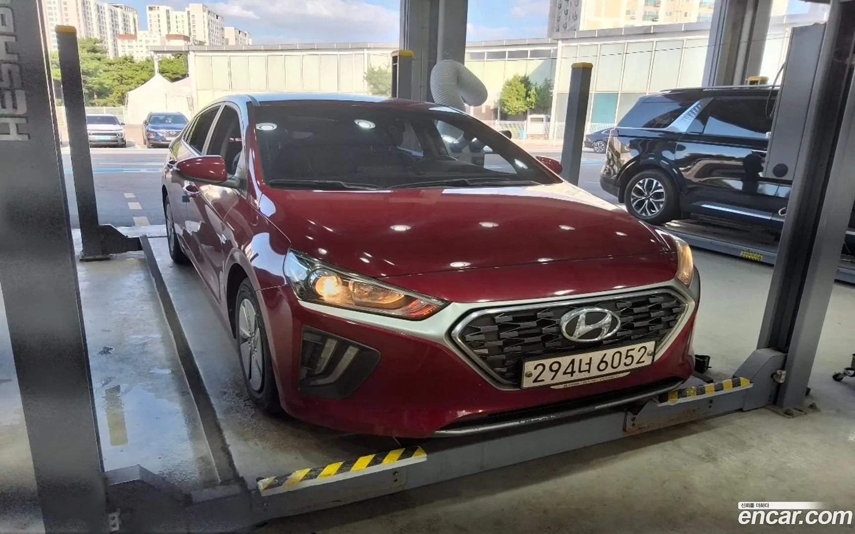 Main__Slider__Photo:Ioniq Hyundai 2019.8-1