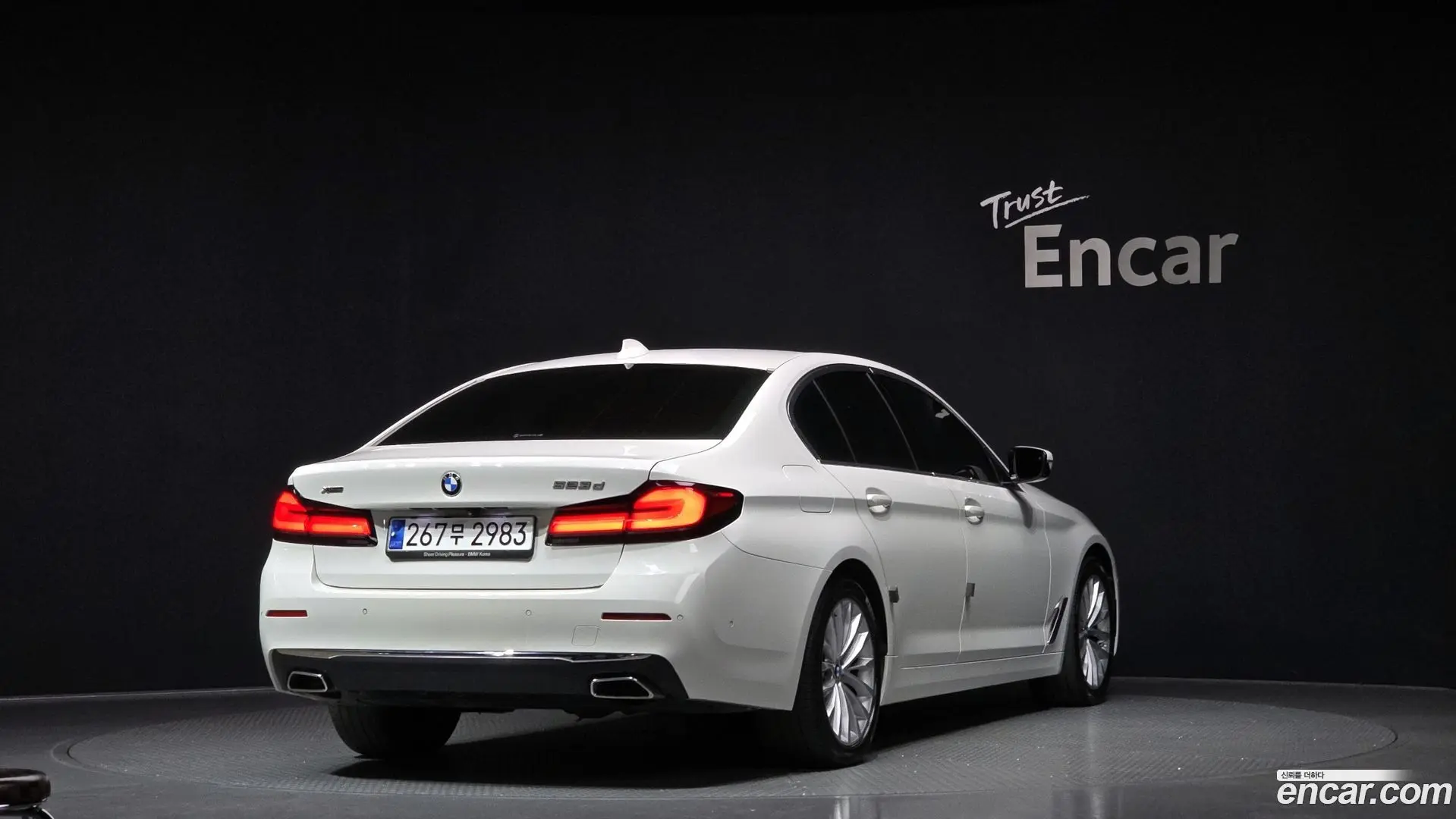 Main__Slider__Photo:5-Series BMW 2020.10-1
