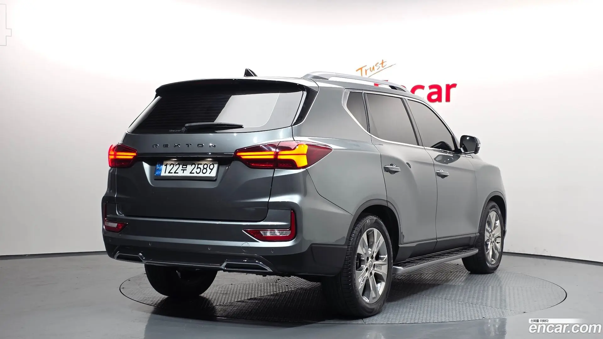 Main__Slider__Photo:Rexton KG Mobility 2022.3-1