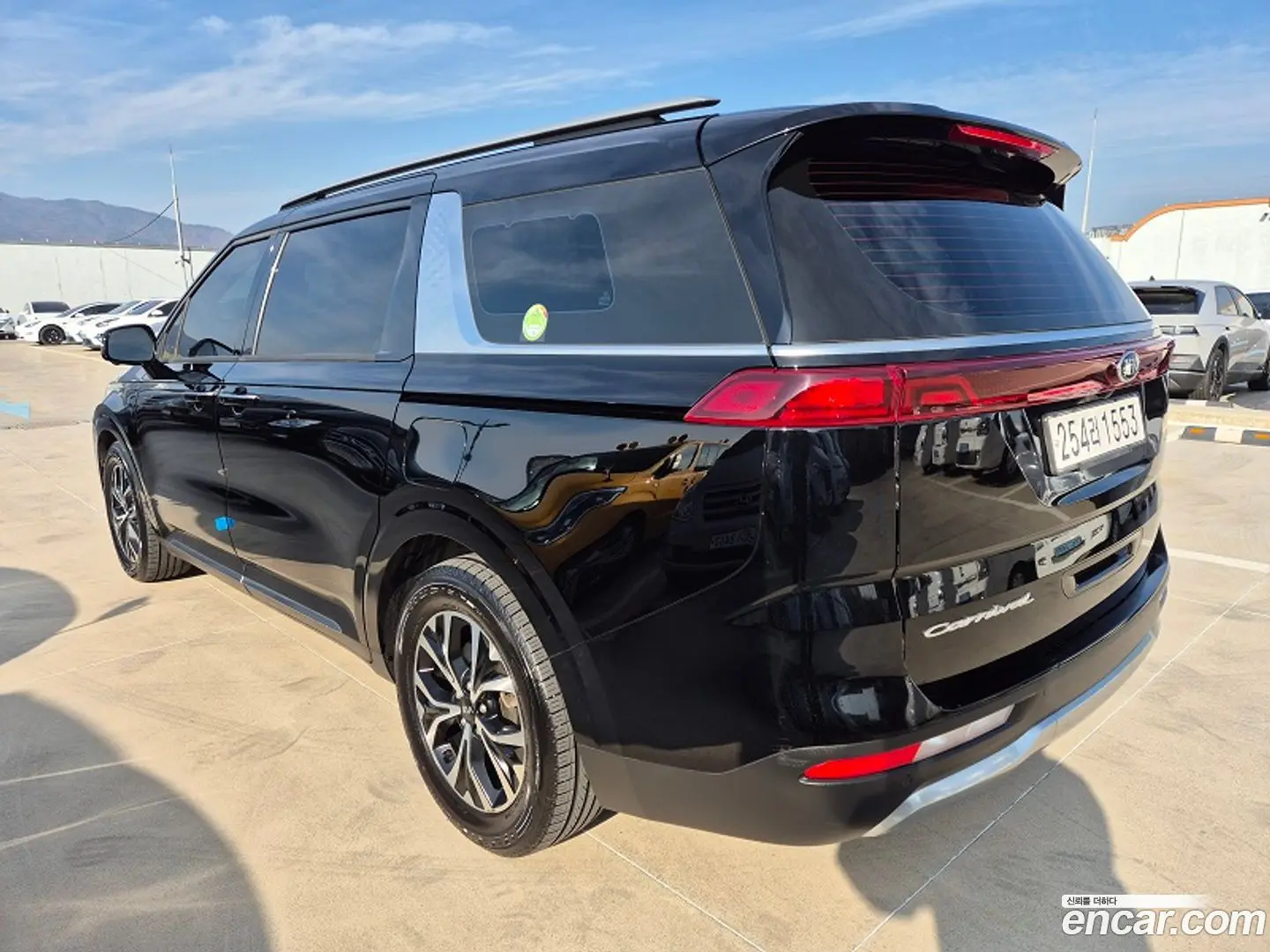 Main__Slider__Photo:Canival Kia 2021.0-1