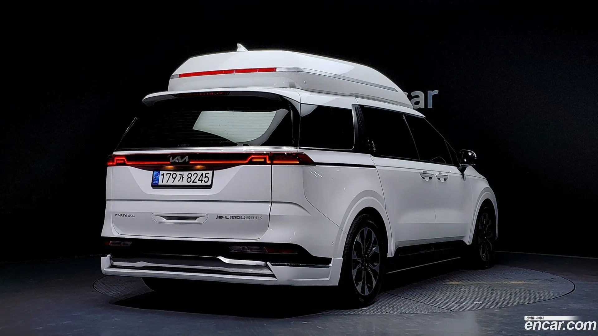 Main__Slider__Photo:Canival Kia 2022.3-1