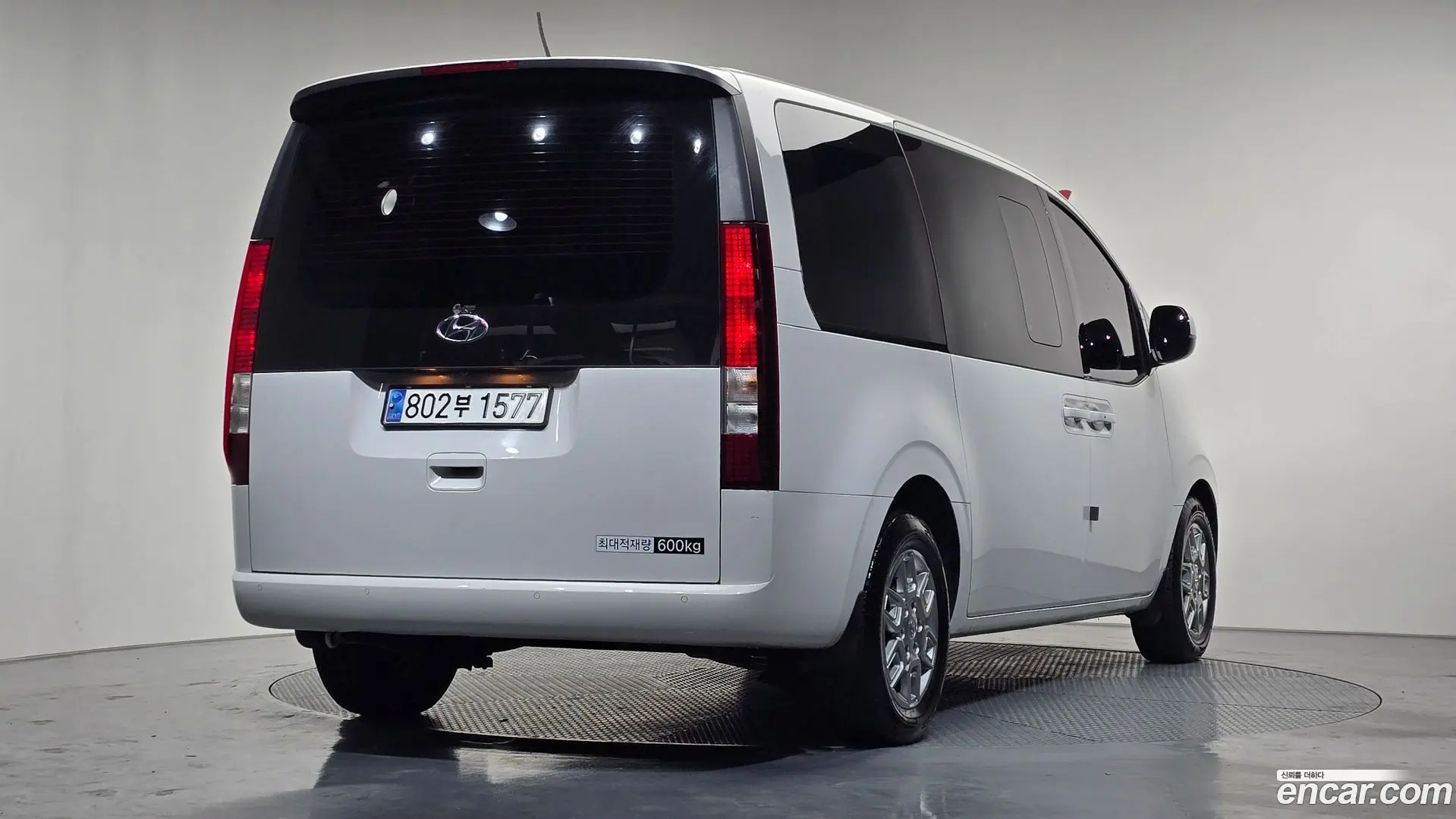 Main__Slider__Photo:Staria Hyundai 2023.11-1