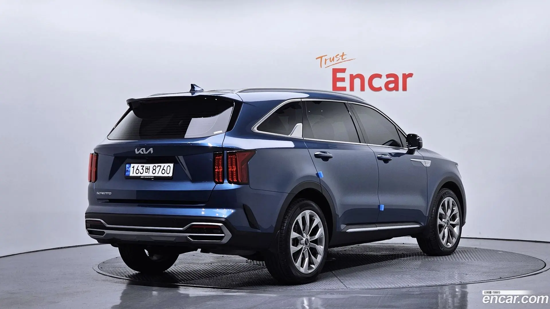 Main__Slider__Photo:Sorento Kia 2023.4-1