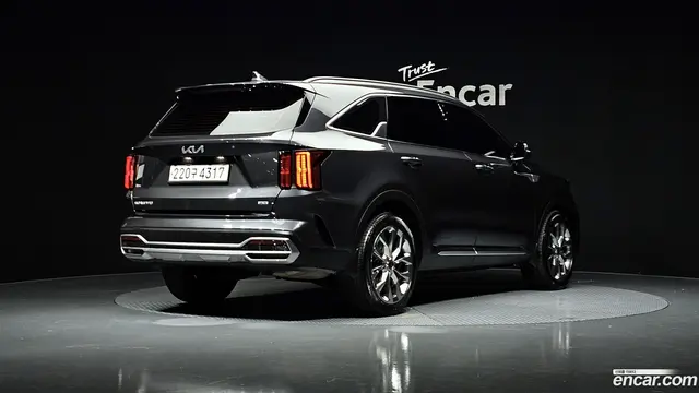 Main__Slider__Photo:Sorento Kia 2023.0-1