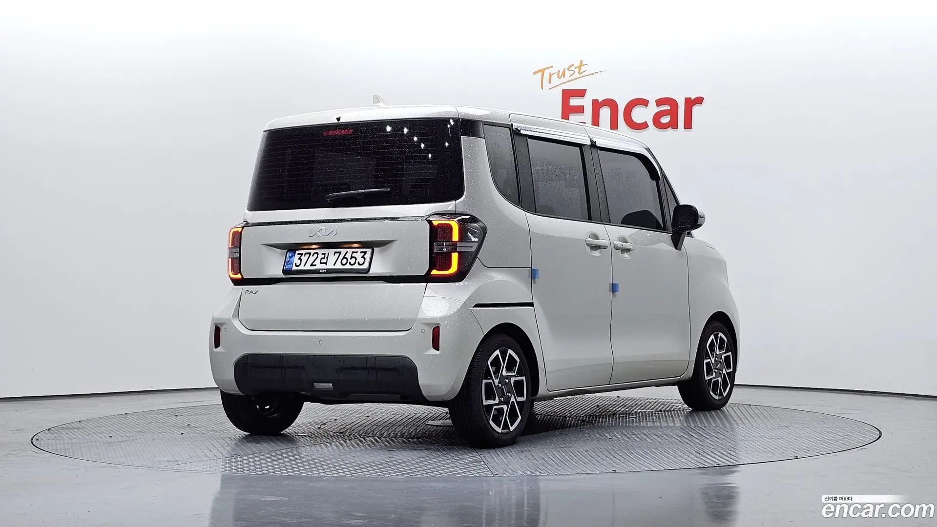 Main__Slider__Photo:RAY Kia 2023.6-1