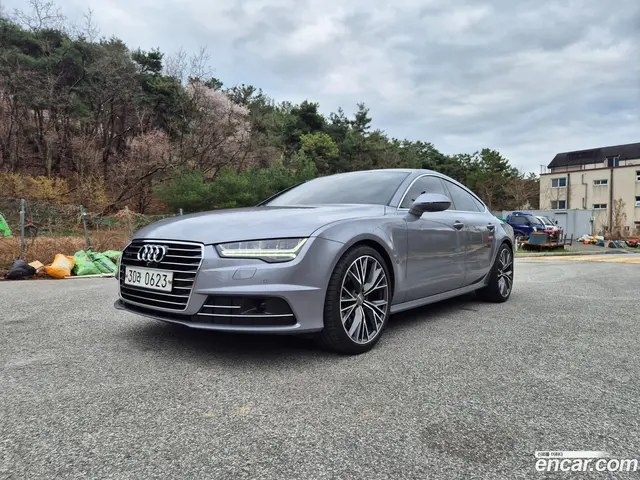 Main__Slider__Photo:A7 Audi 2015.8-1