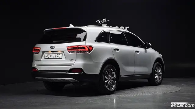 Main__Slider__Photo:Sorento Kia 2014.11-1