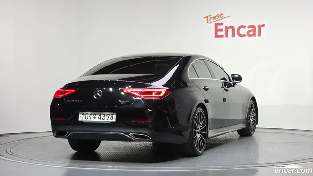Main__Slider__Photo:CLS-Class Mercedes-Benz 2020.11-1