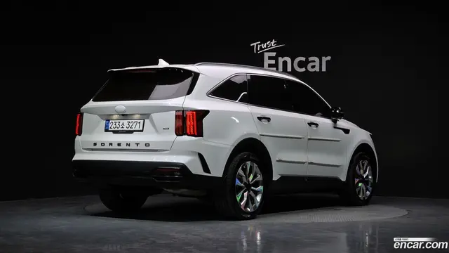 Main__Slider__Photo:Sorento Kia 2020.5-1