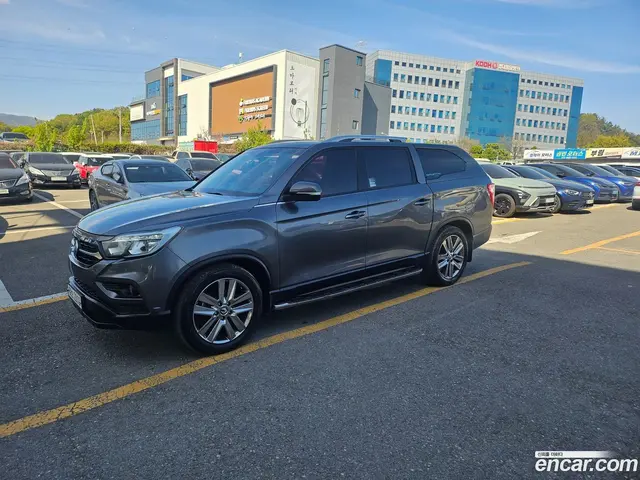 Main__Slider__Photo:Rexton KG Mobility 2018.1-1