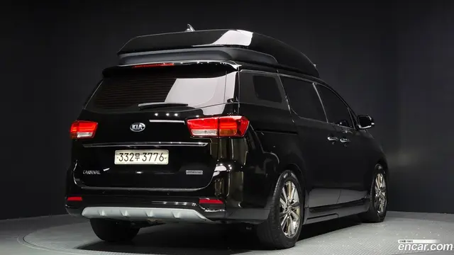 Main__Slider__Photo:Canival Kia 2019.6-1